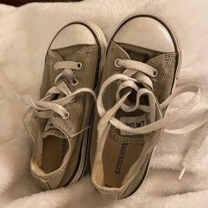 Gray converse sneakers